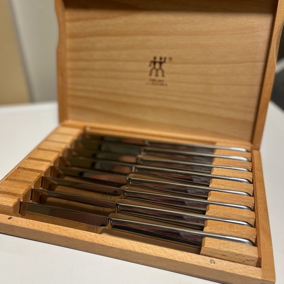 Zwilling J.A. Henckels Kitchen Zwilling Ja Henckels Steak Knife Set